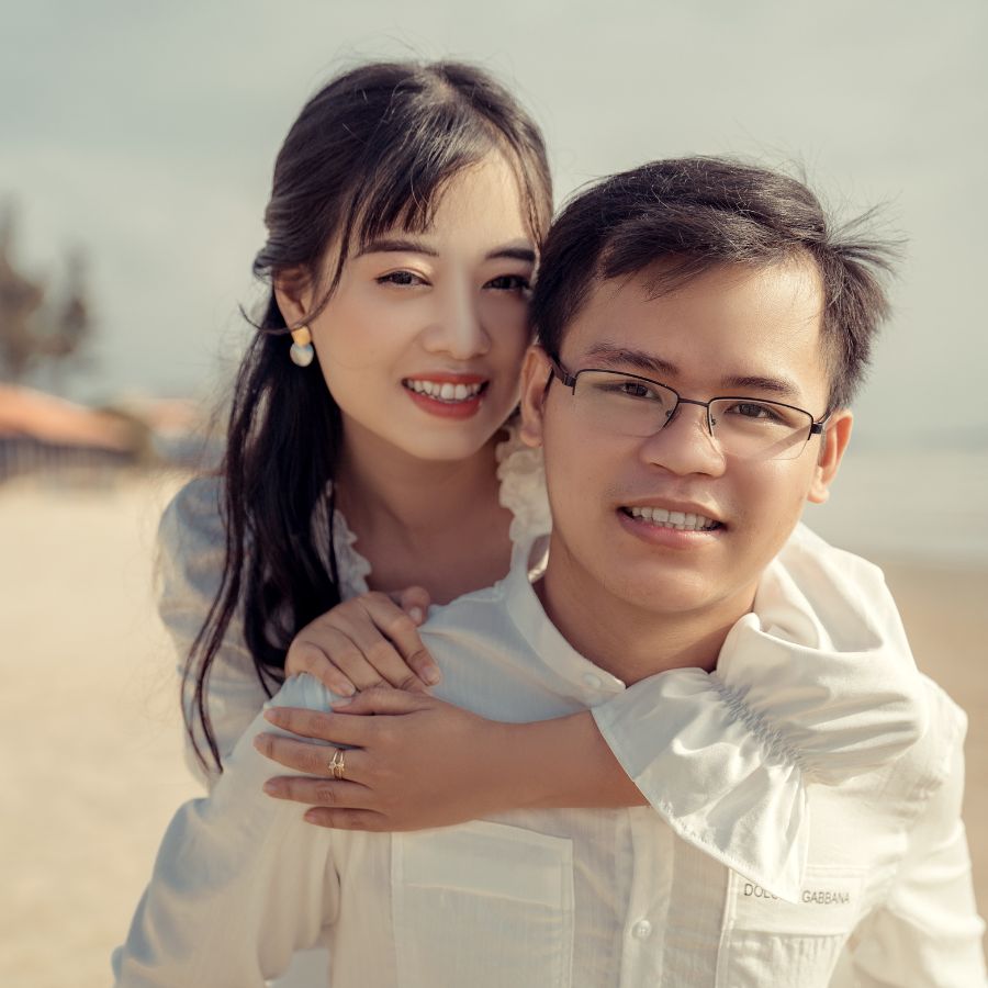 cảm nhận khách hàng Anh Long về Đèn năng lượng mặt trời